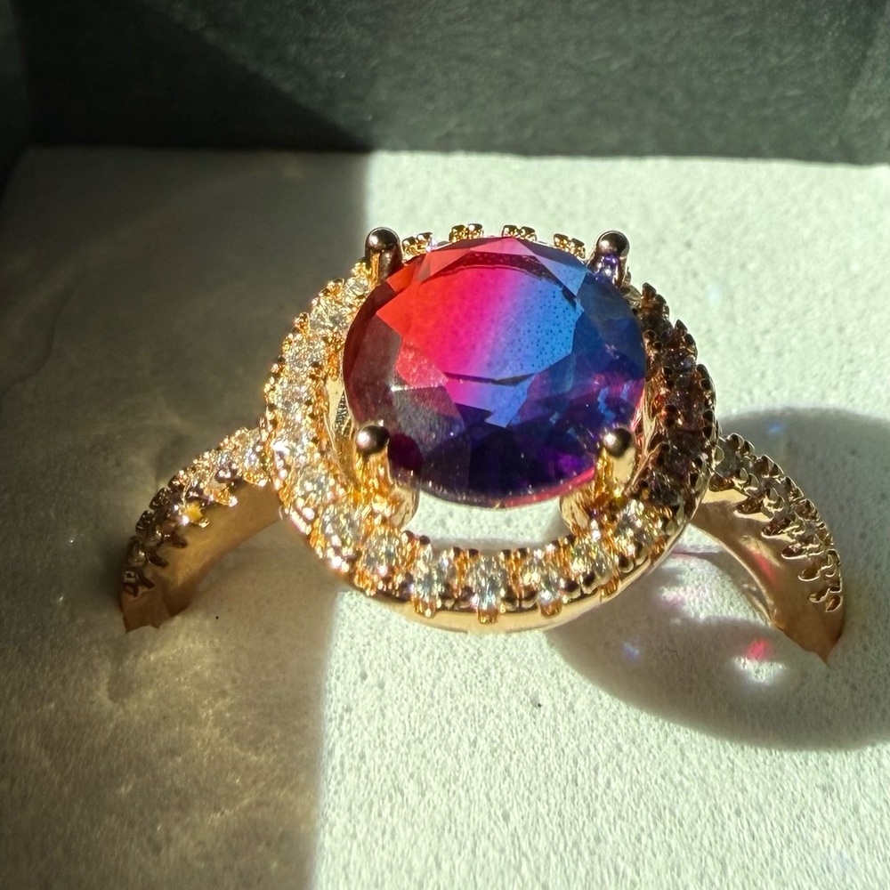NEW! Pretty Bird Jewelry Gold Halo Ring with Pink Purple Center Stone size 8 - Picture 2 of 16